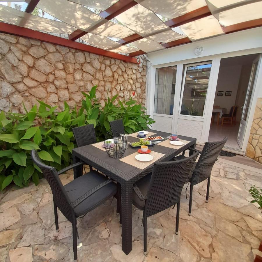 2-Bedroom Apartment 300M From Beach In 普纳特 外观 照片