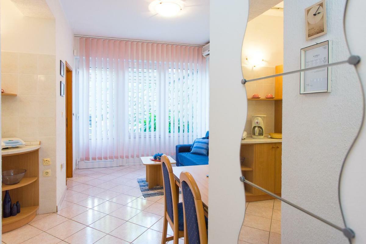 2-Bedroom Apartment 300M From Beach In 普纳特 外观 照片