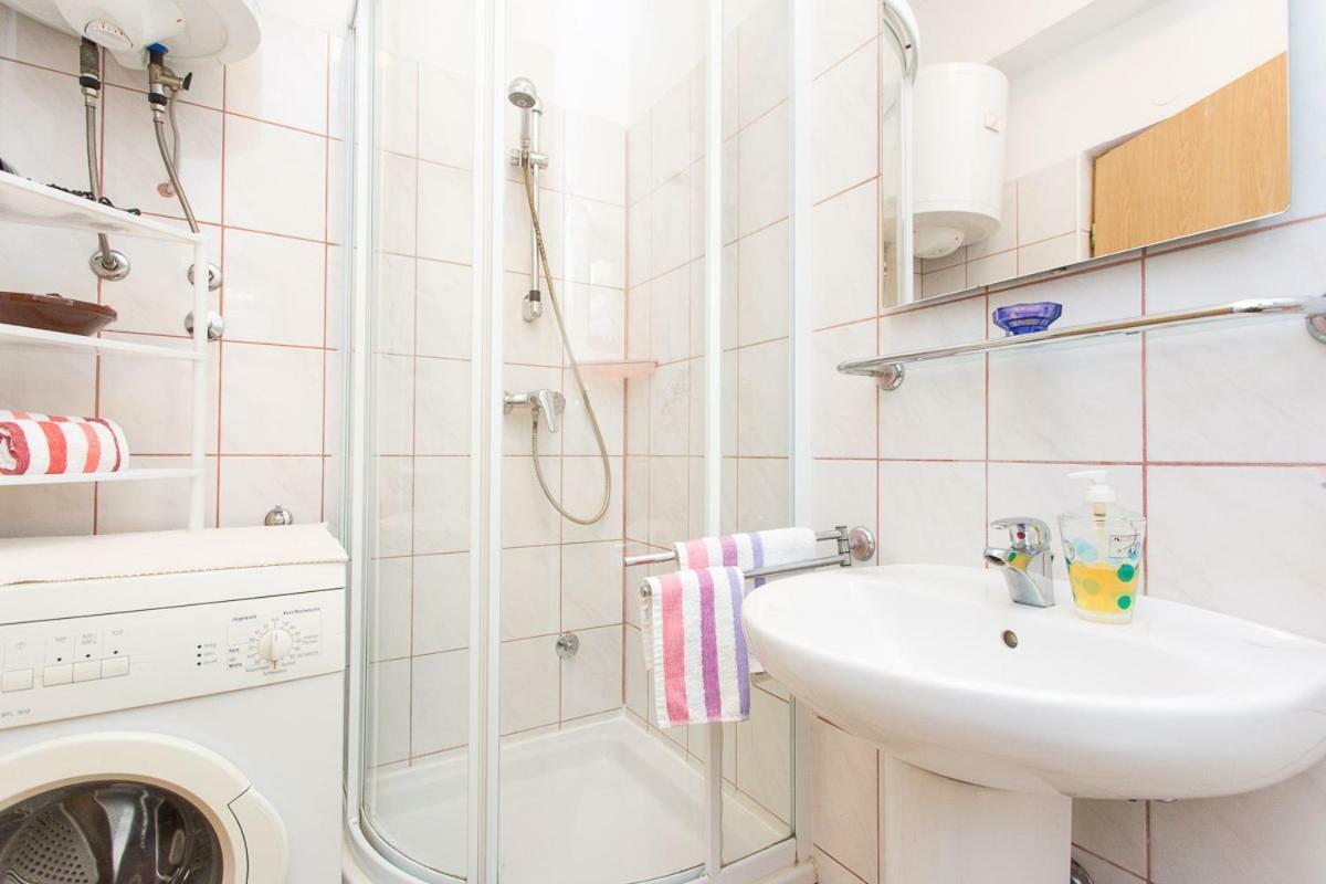 2-Bedroom Apartment 300M From Beach In 普纳特 外观 照片
